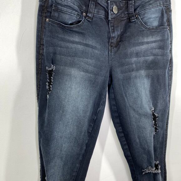 YMI Dark Wash Blue Cotton Blend Denim Shimmer Detail Ankle Jeans Women's Size 3 - Picture 4 of 10